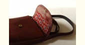 shop Kutchi Leather Sling Handbag - brown