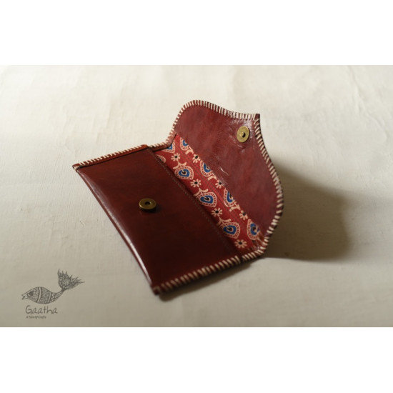 shop Kutchi Leather Embroidered Purse / Wallet