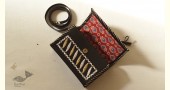 shop Kutchi Leather Sling black Handbag