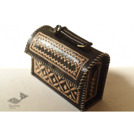 shop Kutchi Leather Handbag With Embroidery