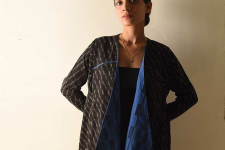 Handloom Cotton | Reversible Shrug | Black & Blue