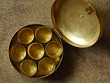 Ahar |Handmade Brass ~ Spice box / Masaladan / Roti Box - 3