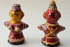 Jau Kandhei - Lacquer Red Doll (Set of Two)