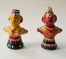 Jau Kandhei - Lacquer Doll (Set of Two) - H
