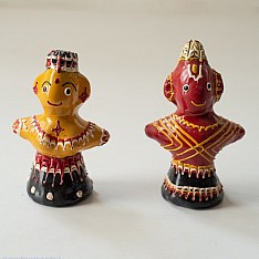 Jau Kandhei - Lacquer Doll (Set of Two) - H
