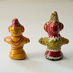 Jau Kandhei - Lacquer Doll (Set of Two) - K