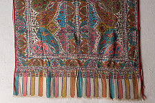 Pasham ~ Pashmina Kani Shawl With Sozni Embroidery 