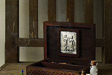 Divine Harmony Gift Kit | Puja Travel Kit ( Radha Krishna )