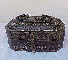 Antiquities from Khajuraho | Jewelry Box