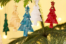 Venu . वेणु | Banboo Handcrafted - Bamboo Star-Topped Tree Hanging | Set of 6 (Assorted Colors)