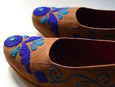 Petal & Sole| Handmade Embroidery Brown Shoe
