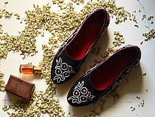 Petal & Sole| Handmade Embroidery - Black Shoes
