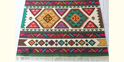 Handwoven Wool by Cotton Durri / Carpet - 4 X 6 Feet
