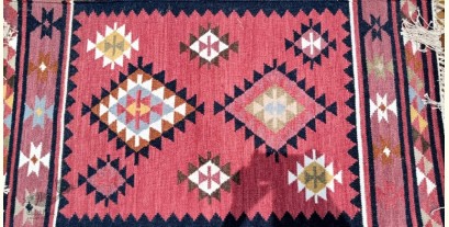 Handwoven Pink Rug ( Wool by Cotton  3 X 5 Feet ) 