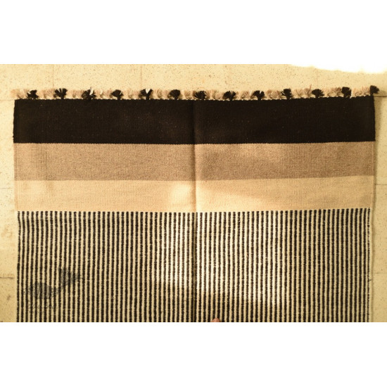 hand woven woolen durri Black & Off White