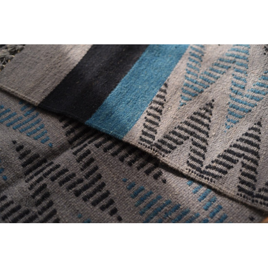 hand woven woolen durri zig zag