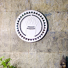 Home And Living | Handmade ~ Kutch Lippan Work / Mud Art Kalash - White