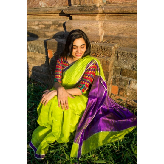 Silk cotton handloom saree - Parrot Green