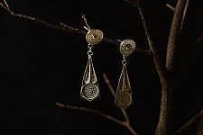 Shashi |  Handmade Filigree Silver Earring