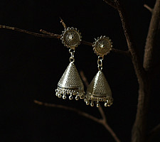 Shashi | Filigree Silver Earring - Jhumka