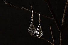 Shashi | Filigree Silver Earring - Diamond