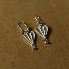 Shashi | Filigree Silver Earring - Heart Shape