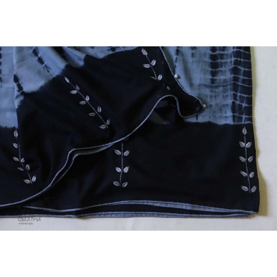 नखराली | Nakharali ✼ Embroidered Cotton Shibori Saree | 5