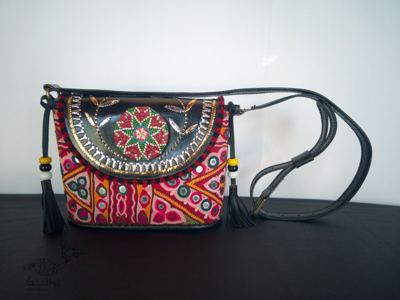 Buy Traditional Leather bag ~ Kutchi black handbags
