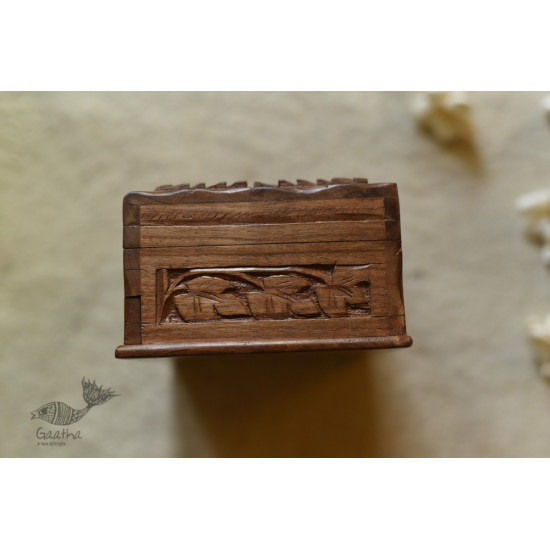 Wood Flower Carving ~ Walnut Wood Box 