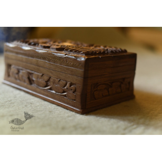 Wood Flower Carving ~ Walnut Wood Box 