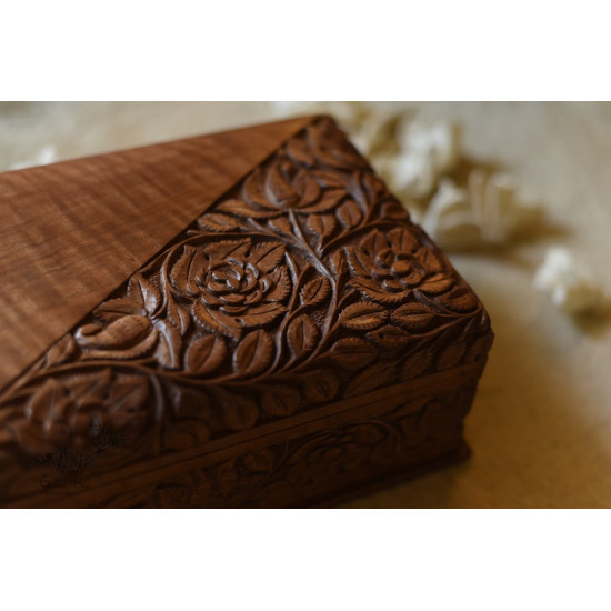 online Gulab  ~ Walnut wood box