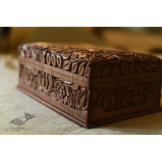 online Gulab  ~ Walnut wood box