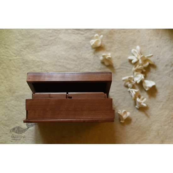 Phullai ~ Walnut wood box