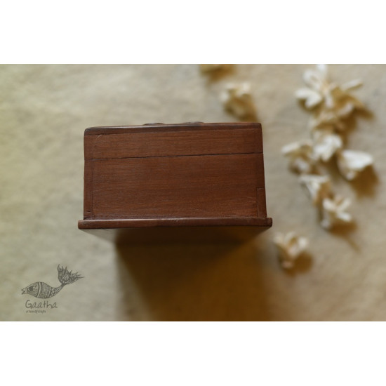 Phullai ~ Walnut wood box