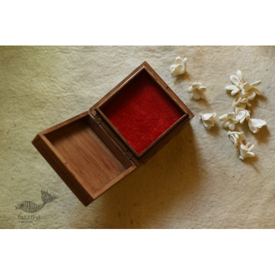 Poshbahar ~ Walnut wood box