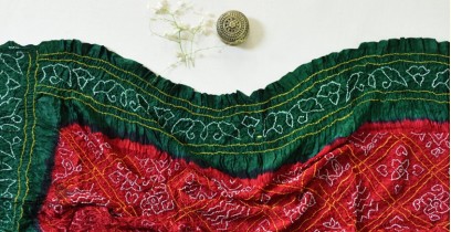 Arundhati | Gajji Silk - Traditional Bandhani Dupatta in Red & Green Color