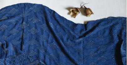 Lahza . लहज़ा | Natural Color Tai & Dye - Mul Handloom Cotton Grey Stole - Blue Diamonds Design