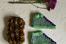 Igloo ~ Hand Knitted - Woolen Socks With Hair Band