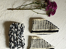 Igloo ~ Hand Knitted - Woolen Socks With Hair Band - Off White