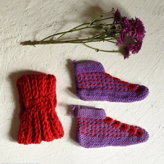 shop Hand Knitted - Woolen Socks With Hair Band - For Girls - Purple & Red