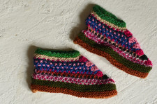 Igloo ~ Hand Knitted - Woolen Socks With Hair Band - Multi Color