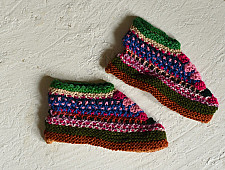 Igloo ~ Hand Knitted - Woolen Socks With Hair Band - Multi Color