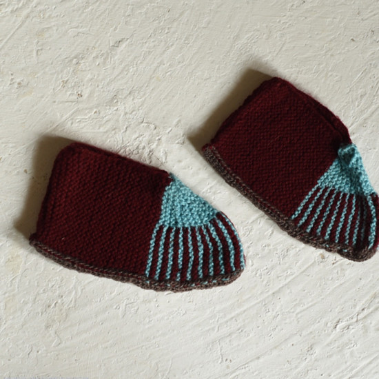 shop Hand Knitted - Woolen Socks With Hair Band - For Girls- Brown