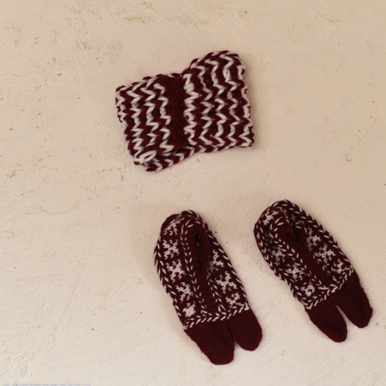 shop Hand Knitted - Woolen Maroon Socks With Hair Band - For Girls