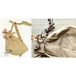 The Blue Lotus | Stylist Leather Hand Bag - Cream Color