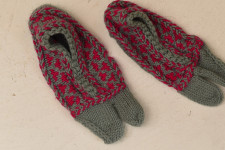 Igloo ~ Hand Knitted - Himalayan Woolen Socks With Hair Band