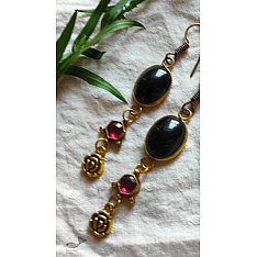 Power Goddess | Black Stone Earring