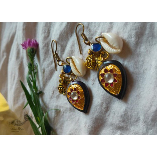 shop handmade Meenakari Earring with Stone