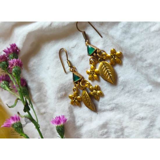 shop handmade Designer stone earring