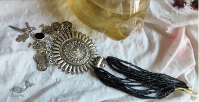Power Goddess | Bead & stone Long Necklace - Black
